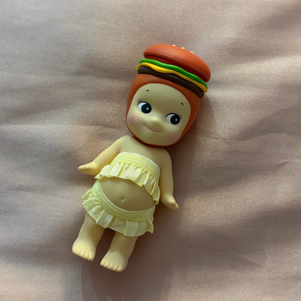 Sonny Angel Cheeseburger